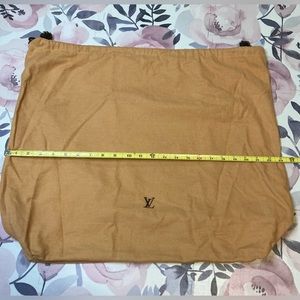 (Mgm13) Vintage Louis Vuitton dustbag with draw strings